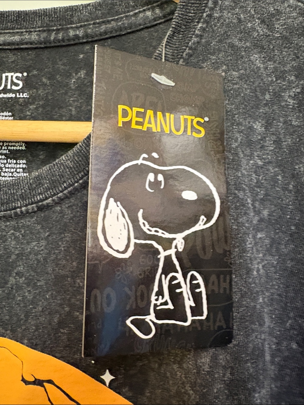 New Peanuts Black Mineral-Wash Short Sleeve Tee with aHalloween Graphic - Picture 11 of 13